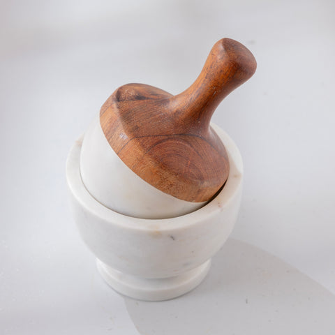 Marble mortar & pestle set together