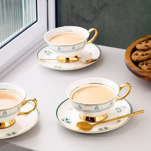 Emerald Bird Cup & Saucer - Aurevaa